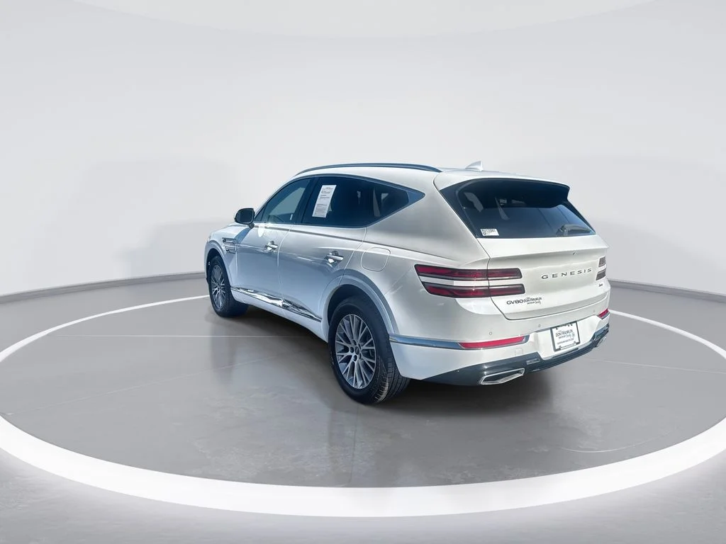 Used 2024 White Genesis 2.5T image 6