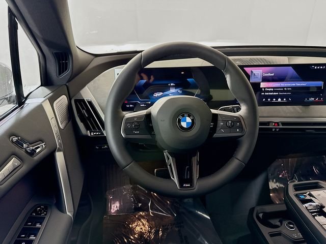 Used 2026 Gray Metallic BMW xDrive60 image 24