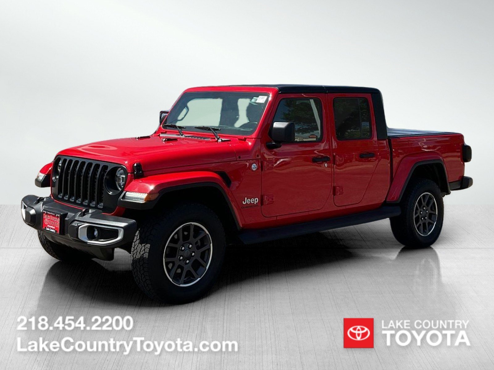 2021 Jeep Gladiator Overland's photo