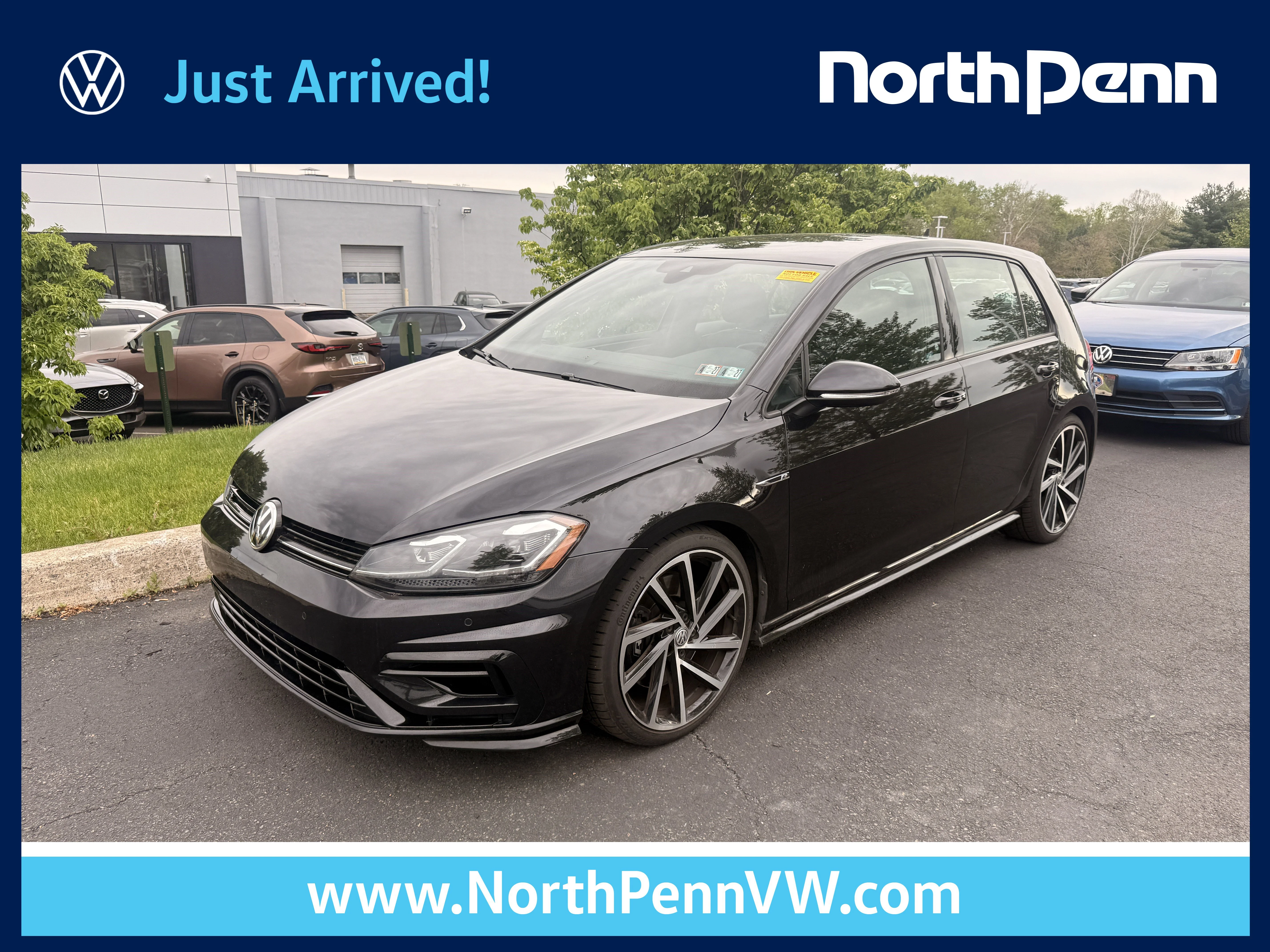 2018 Volkswagen Golf R w/DCC & Navigation 4-door DSG's photo