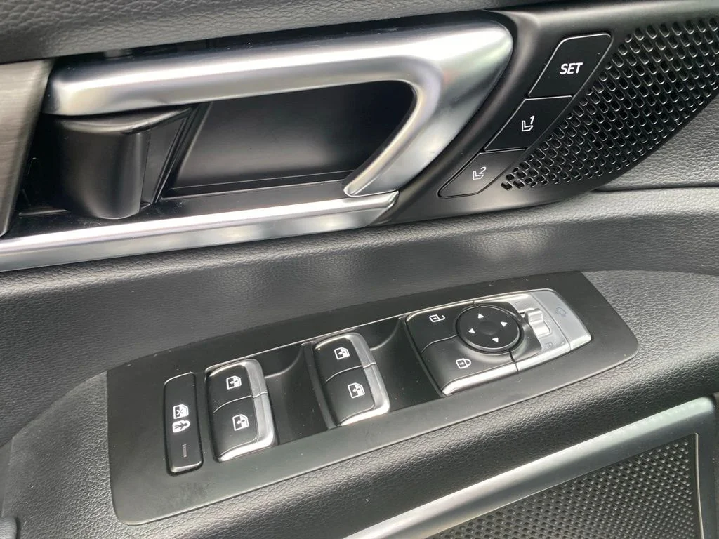 Used 2023 Gray Kia SX X-Line image 25