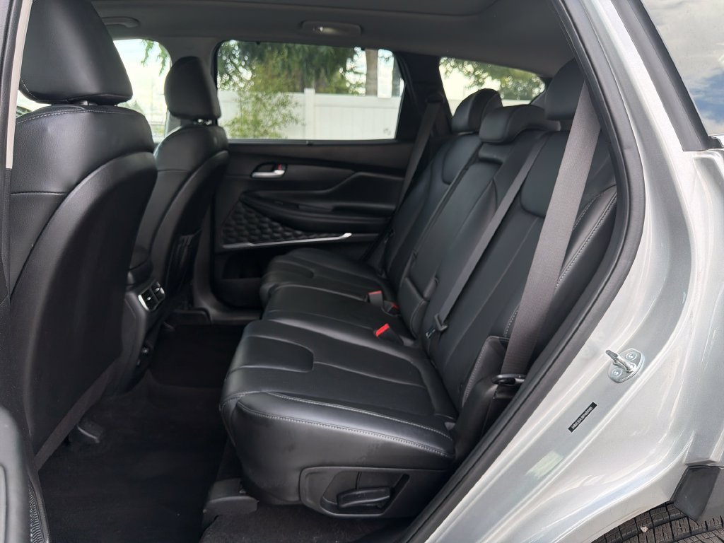 Used 2023 Shimmering Silver Pearl Hyundai SEL image 28
