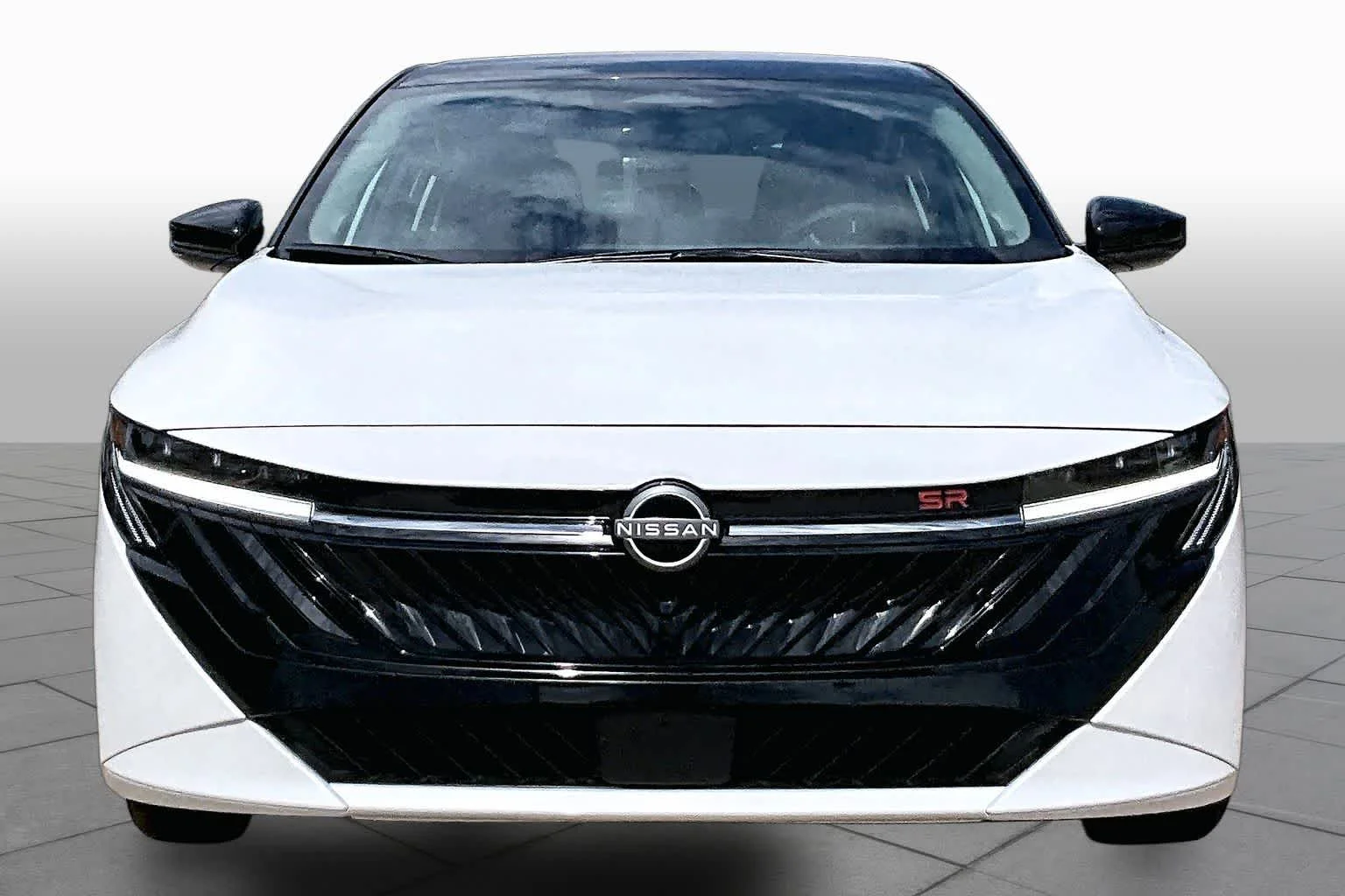 New 2026 Aspen White TriCoat / Super Black Two-tone Nissan SR image 3