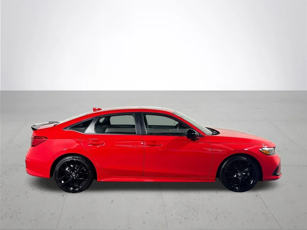 Used 2024 Rallye Red Honda Base image 5