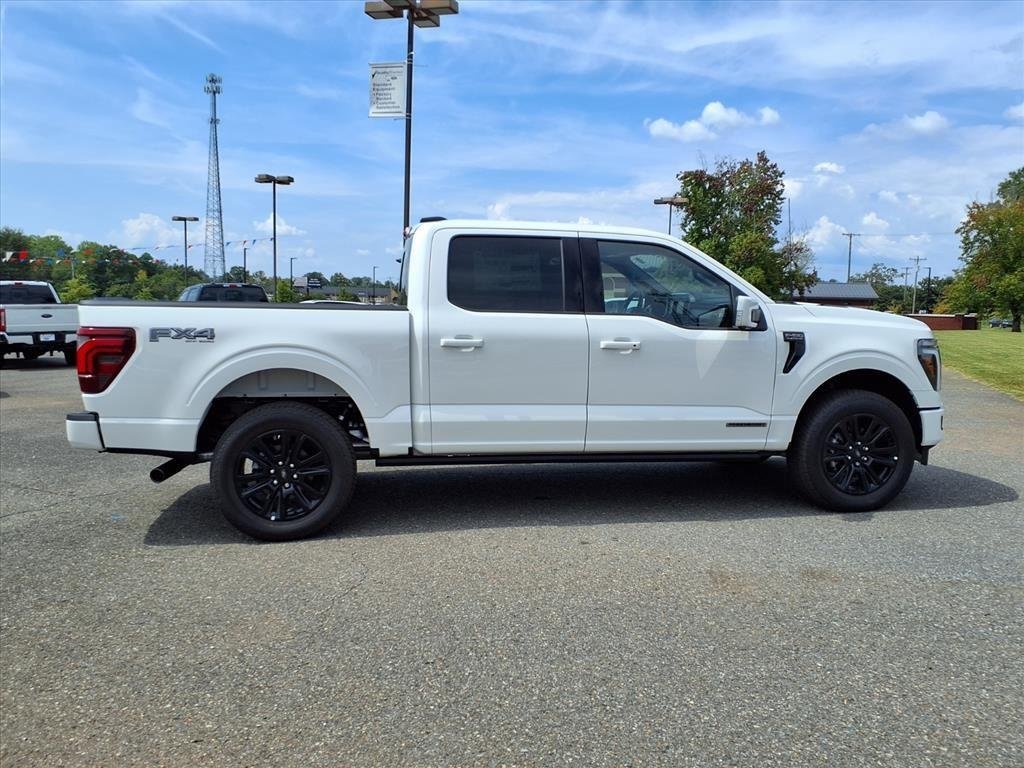 New 2025 Star White Metallic Tri-Coat Ford Platinum image 22