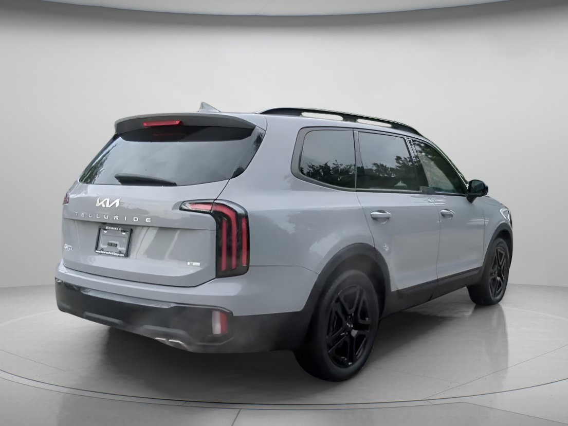 Used 2024 Wolf Gray Kia SX X-Line image 26