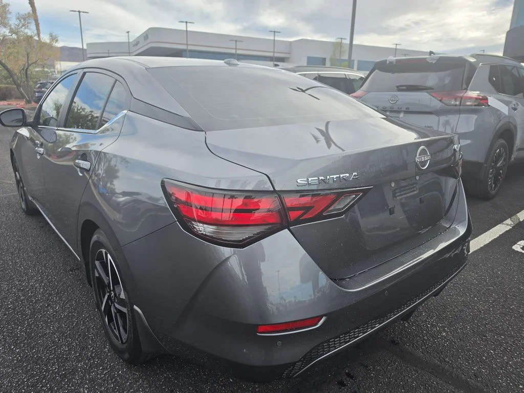 Used 2025 Gray Nissan SV image 7