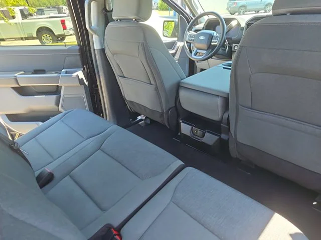 Used 2025 Black Ford XLT image 12