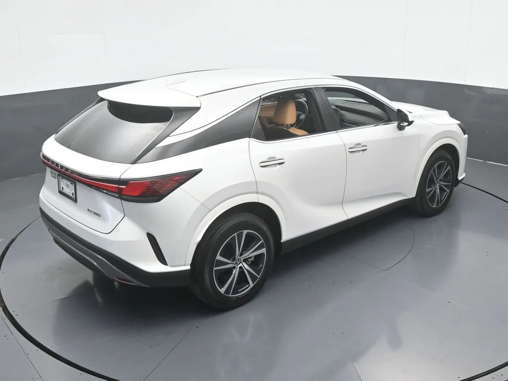 Used 2025 White Pearl Lexus 350 image 51