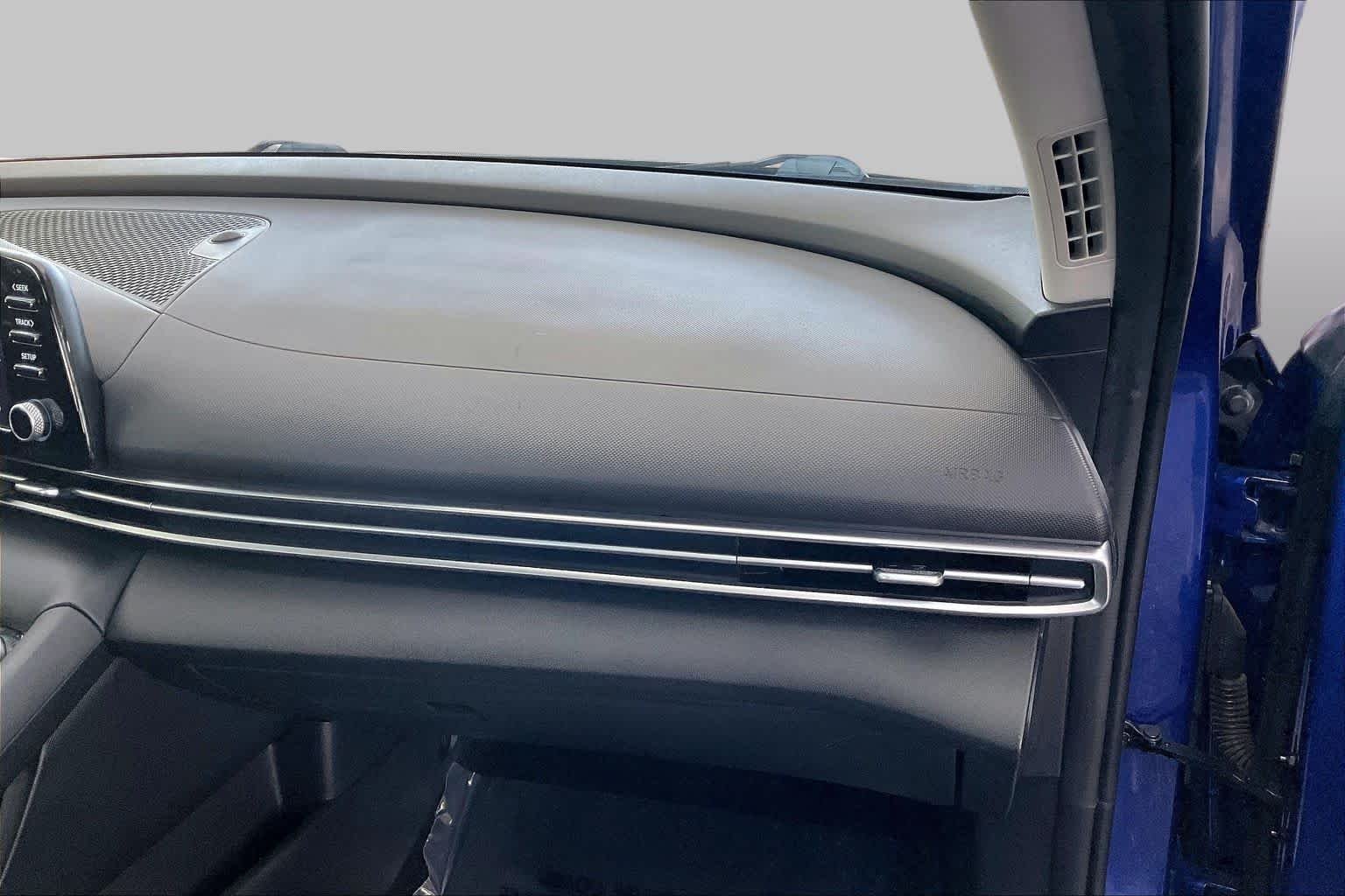 2021 Hyundai Elantra SEL - Photo 19