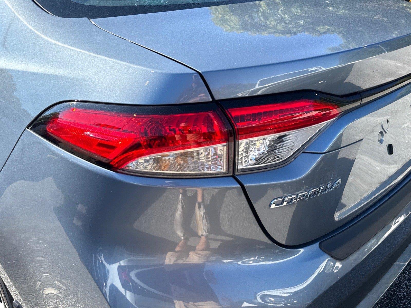 Used 2022 Celestite Toyota LE image 13