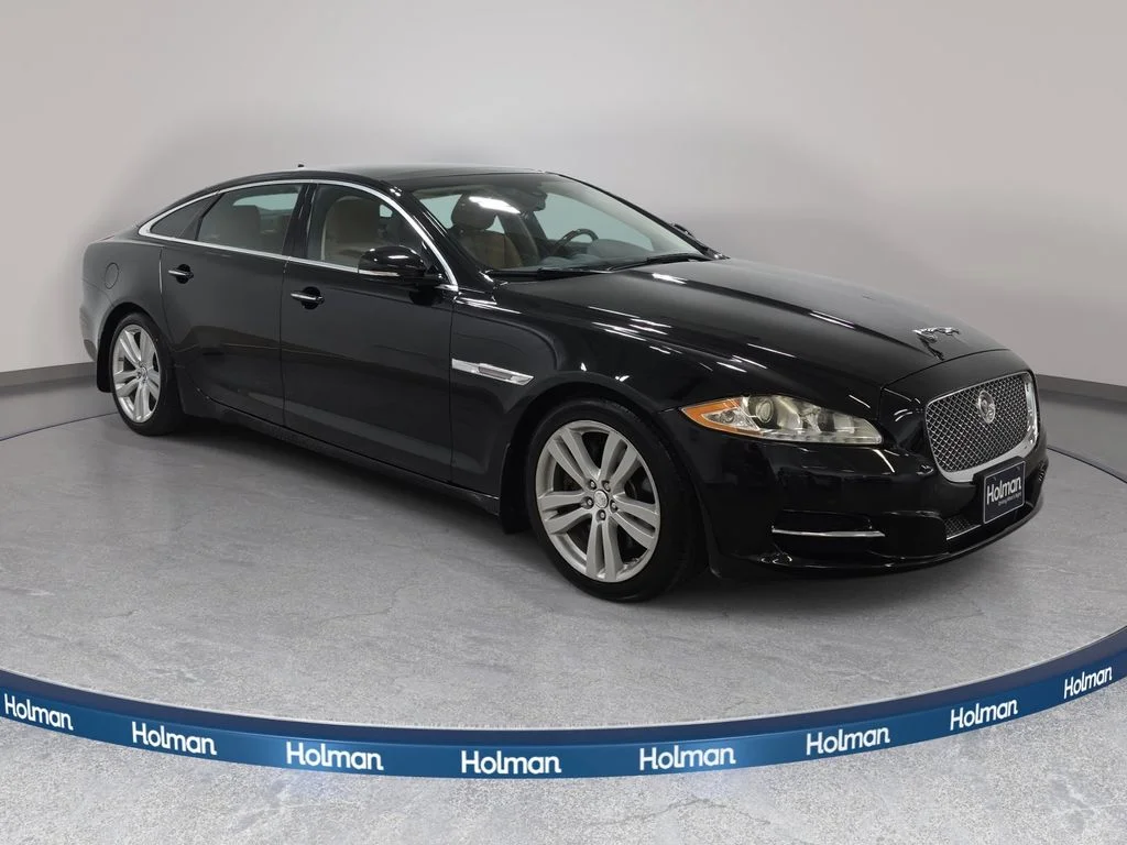 Used 2014 Ebony Jaguar XJL Portfolio image 4