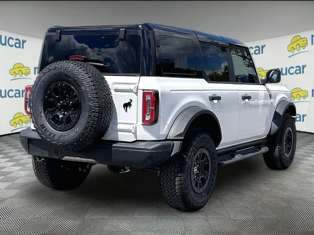 New 2026 Oxford White Ford Badlands image 7