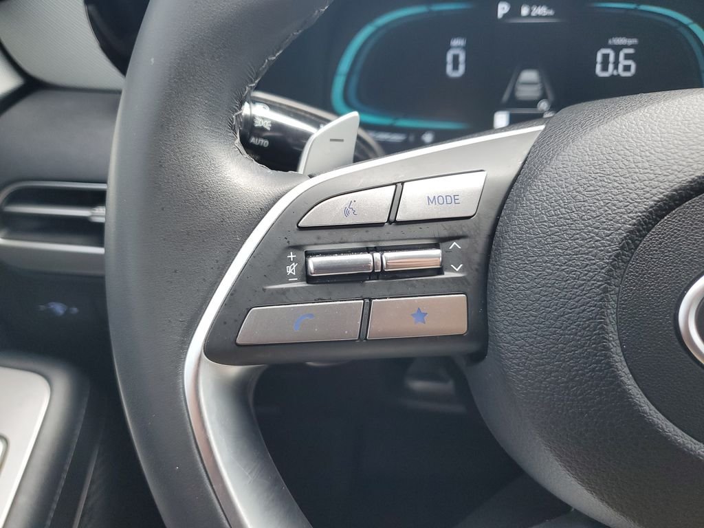 Used 2025 Black Hyundai XRT image 25