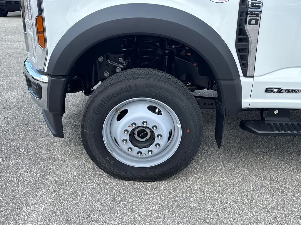 2026 Ford F-550 Super Duty Chassis Cab XL - Photo 9