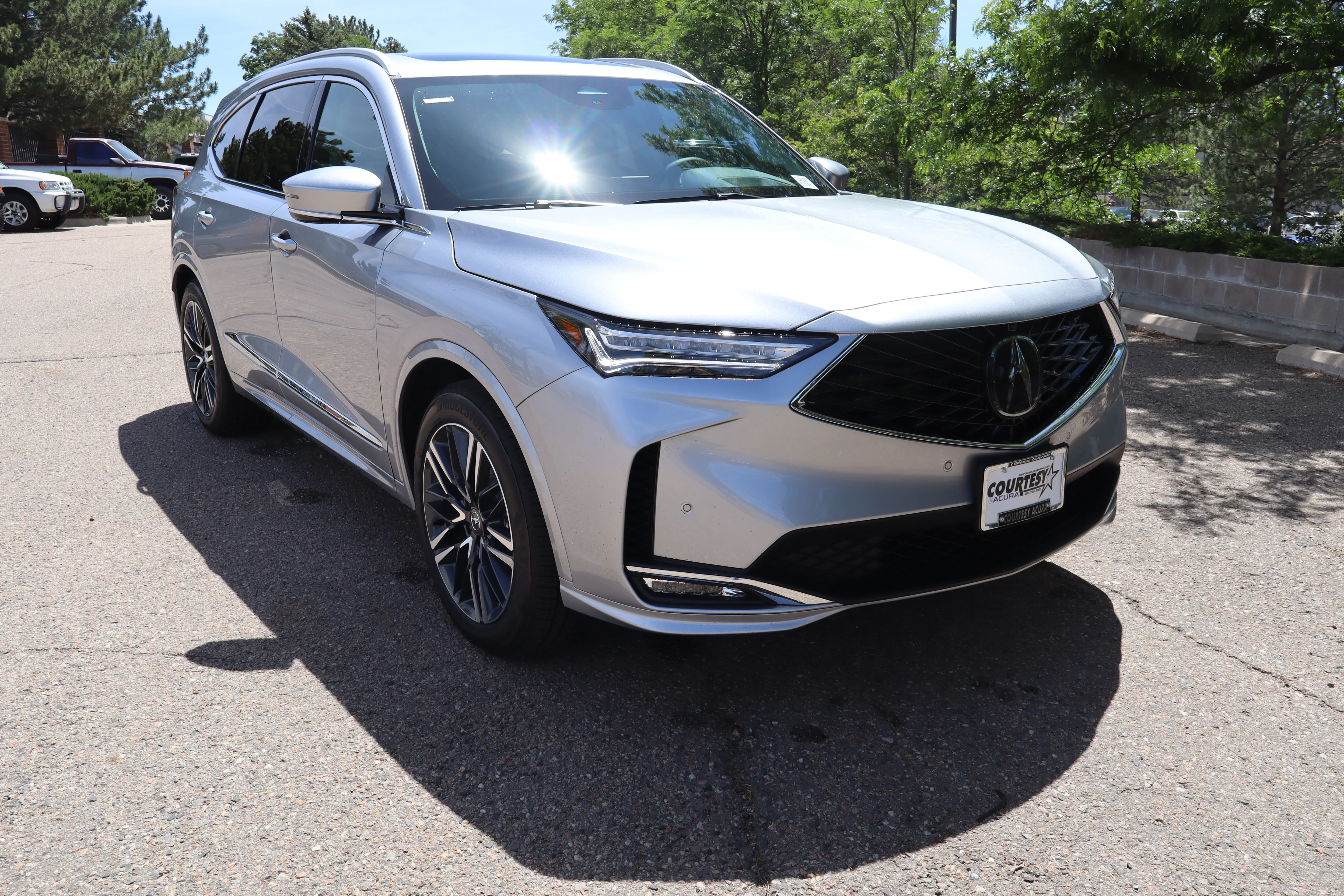 New 2026 Solar Silver Metallic Acura w/Advance Package image 8