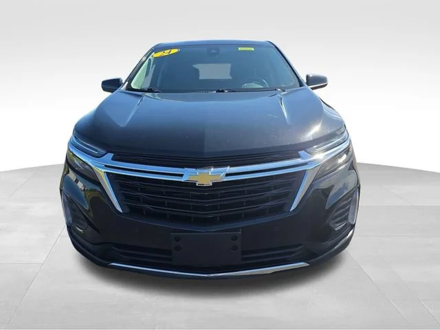 Used 2024 Mosaic Black Metallic Chevrolet LT image 9