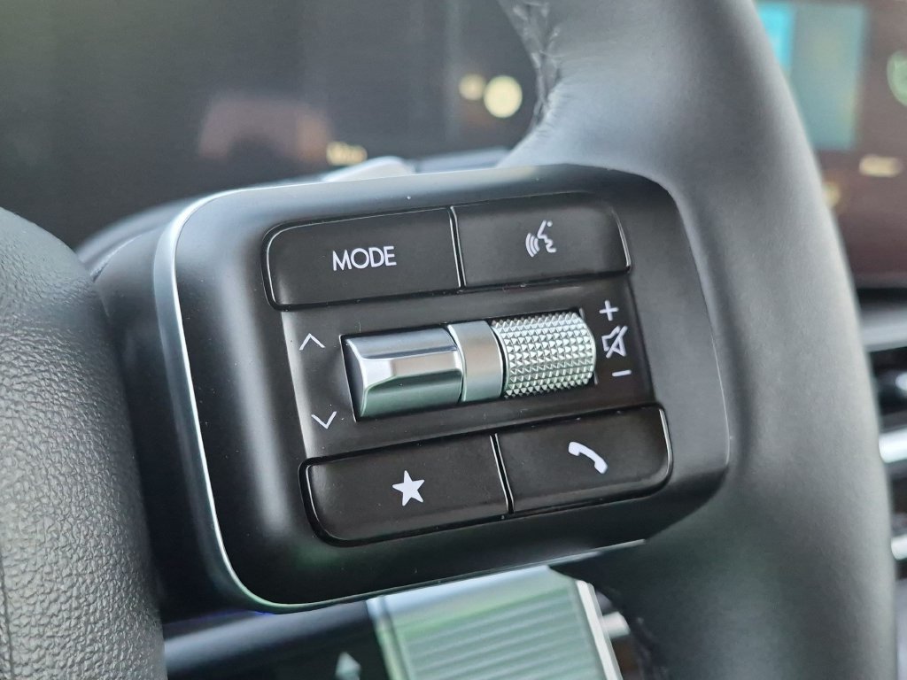Certified Used 2025 Gray Hyundai XRT image 16