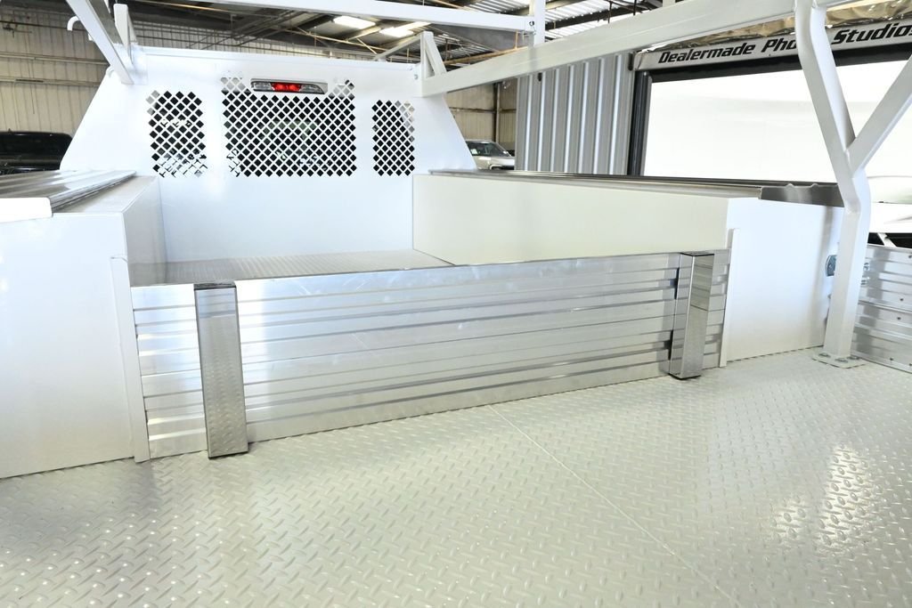 New 2026 Oxford White Ford XL image 27