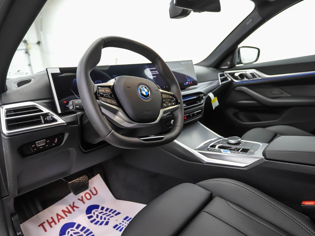 2025 BMW i4 40 - Photo 10