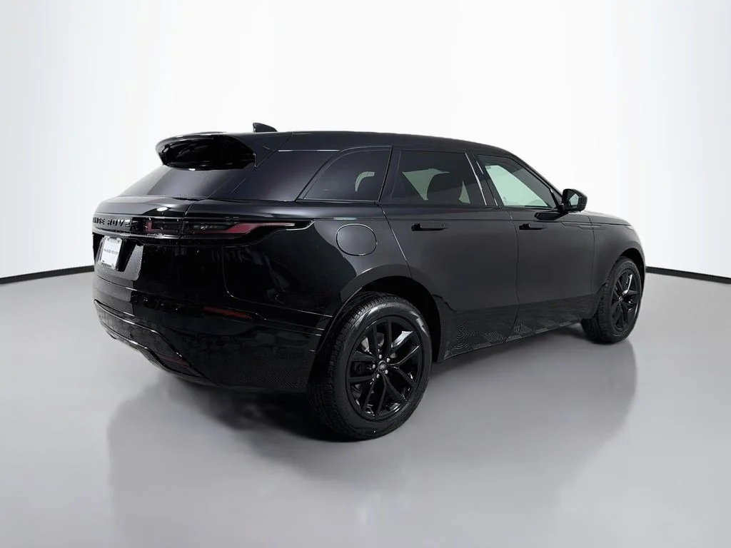 New 2026 Santorini Black Land Rover P250 Base image 5