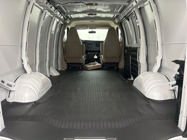 2026 Chevrolet Express Cargo Work Van - Photo 15