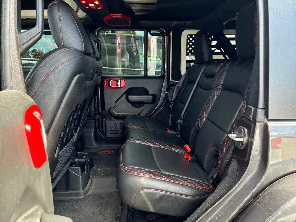 Used 2023 Gray Jeep Rubicon image 18