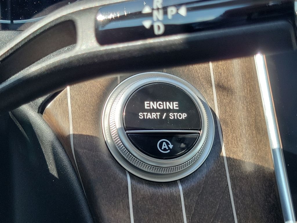 New 2026 Verde Silver Metallic Mercedes-Benz E 350 image 29