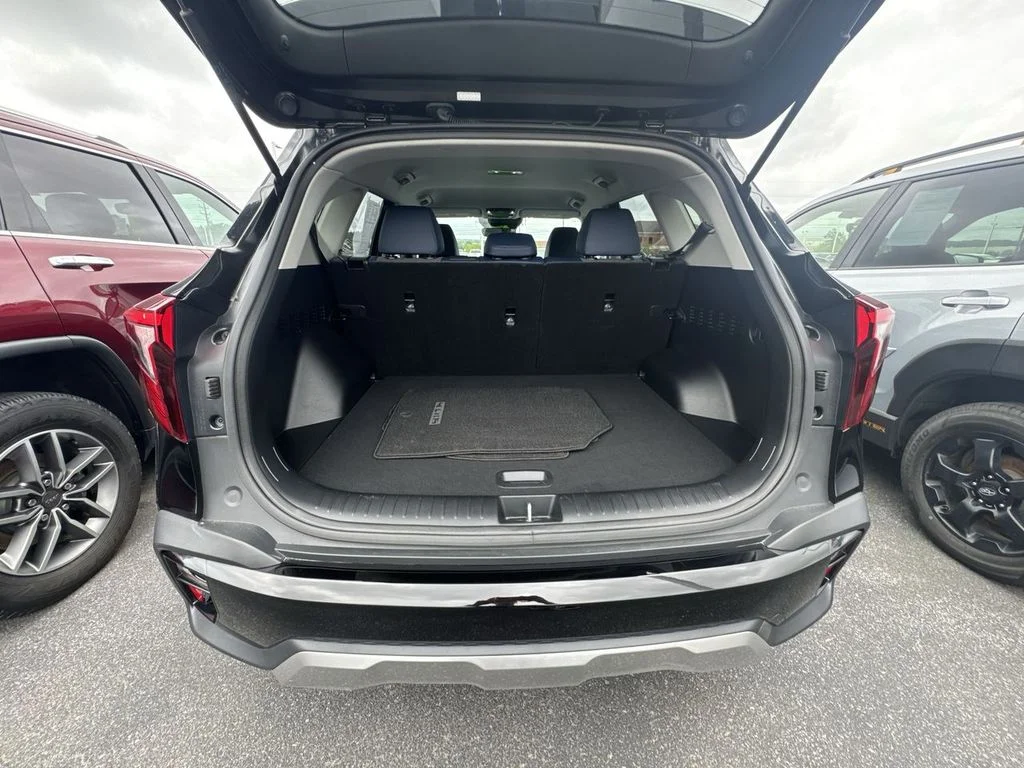 Used 2024 Black Kia S image 29