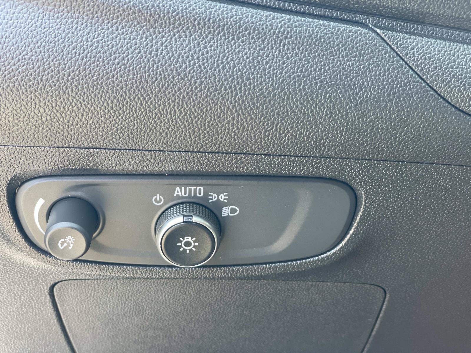 2025 Buick Encore GX Preferred - Photo 18