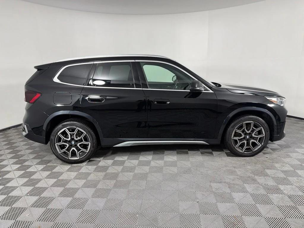 Certified Used 2026 Jet Black BMW xDrive28i image 4