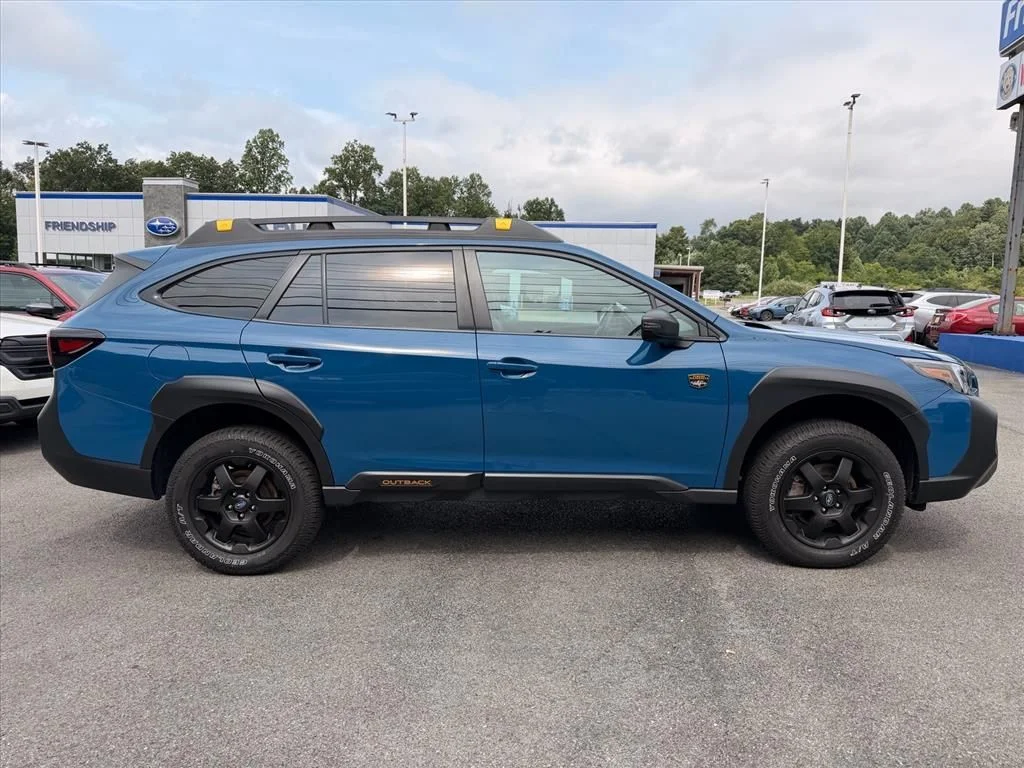 Used 2025 Blue Subaru Wilderness image 13