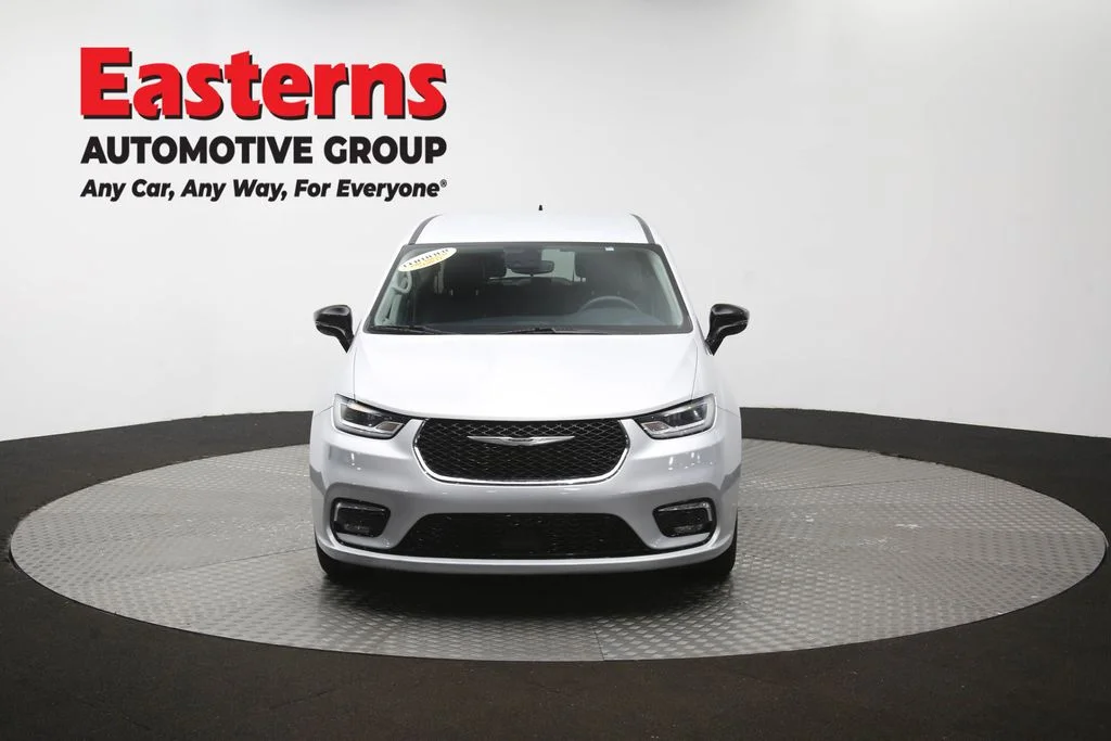 Used 2024 Silver Chrysler Touring L image 54