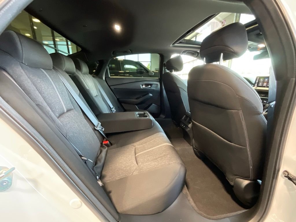 Used 2025 White Honda Sport image 21