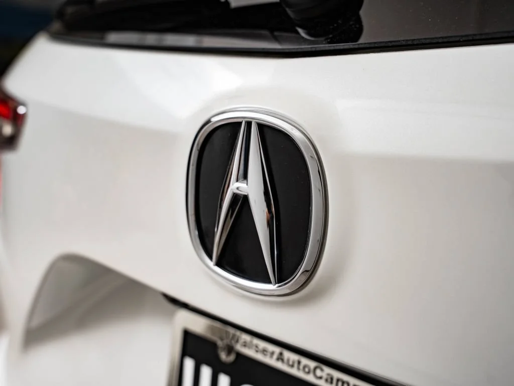 Certified Used 2022 Platinum White Pearl Acura Technology Package image 18