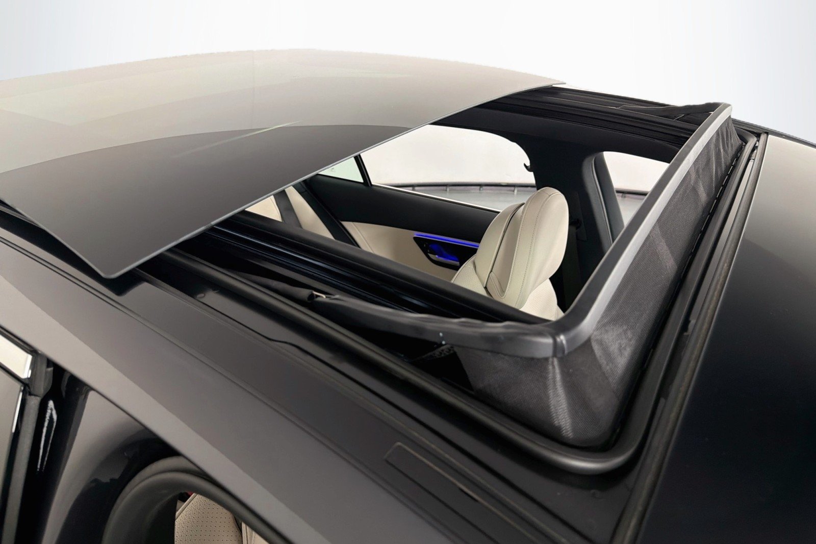 New 2026 Graphite Grey Metallic Mercedes-Benz C 300 Sedan image 22