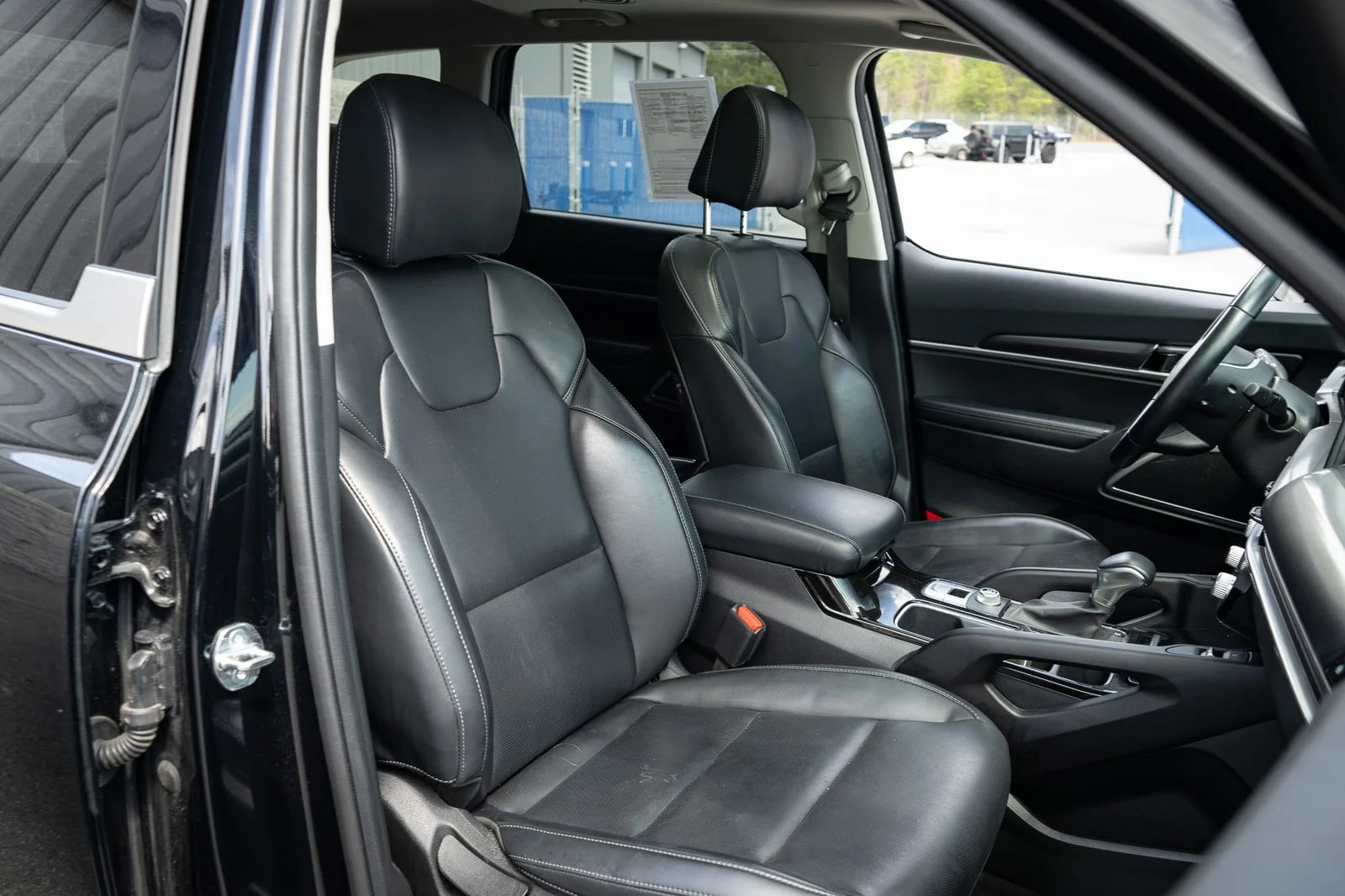 Used 2025 Ebony Black Kia S image 24