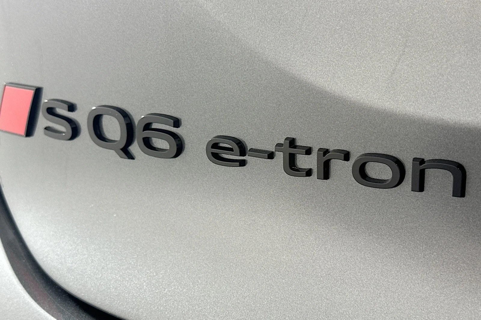 New 2027 Daytona Gray Pearl Effect Audi Premium Plus image 10