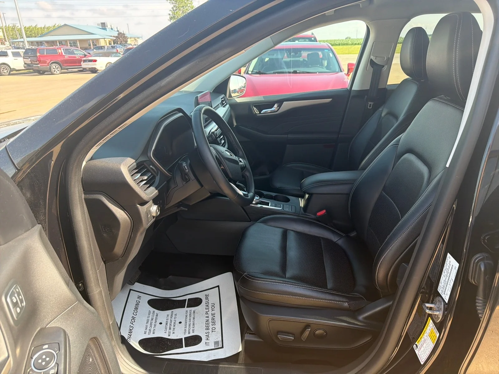 Used 2022 Agate Black Metallic Ford SEL image 10