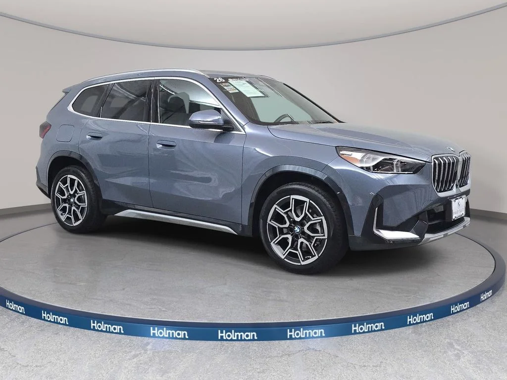 Used 2026 Storm Bay Metallic BMW xDrive28i image 4