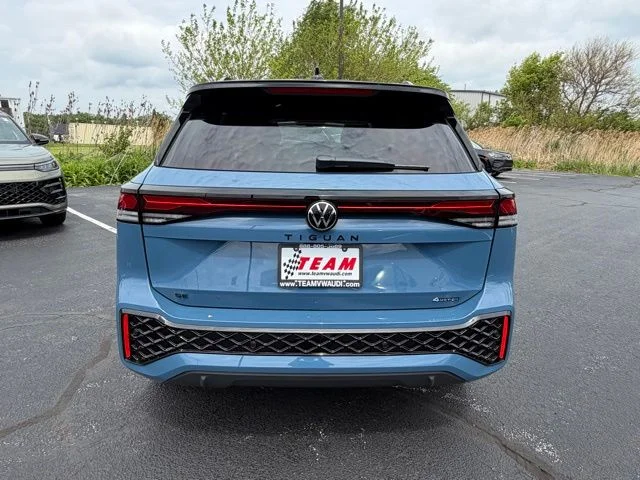New 2026 Blue Volkswagen 2.0T SE R-Line Black image 4