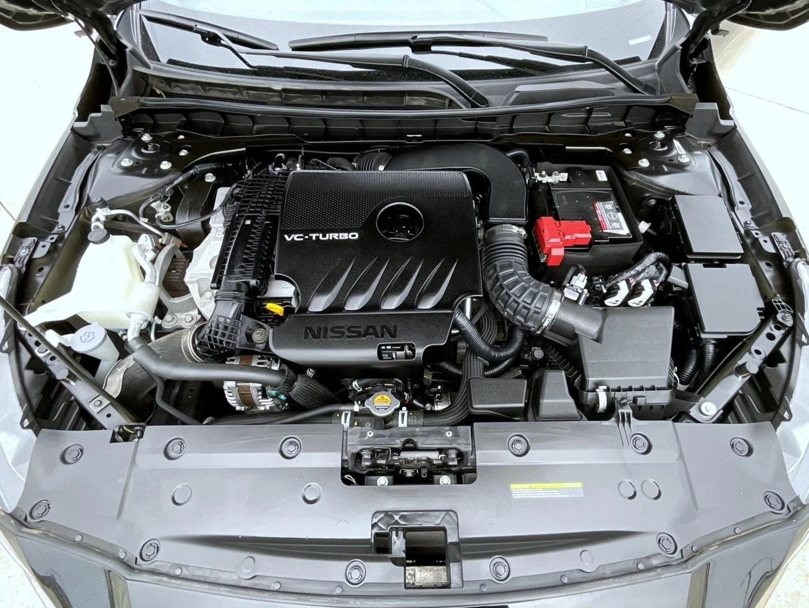 Used 2023 Black Nissan 2.0 SR image 25