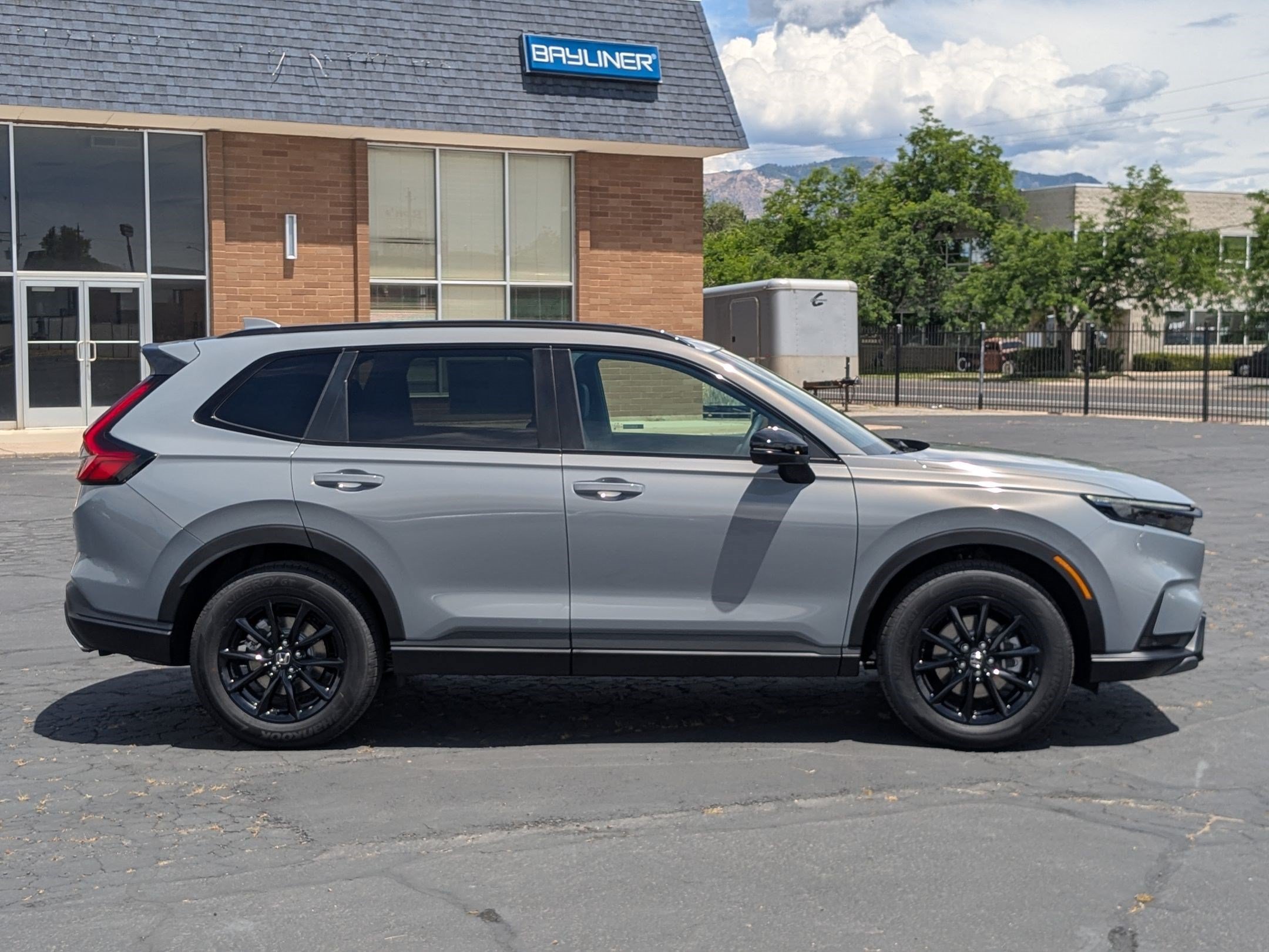 New 2026 Urban Gray Pearl Honda Sport-L image 2