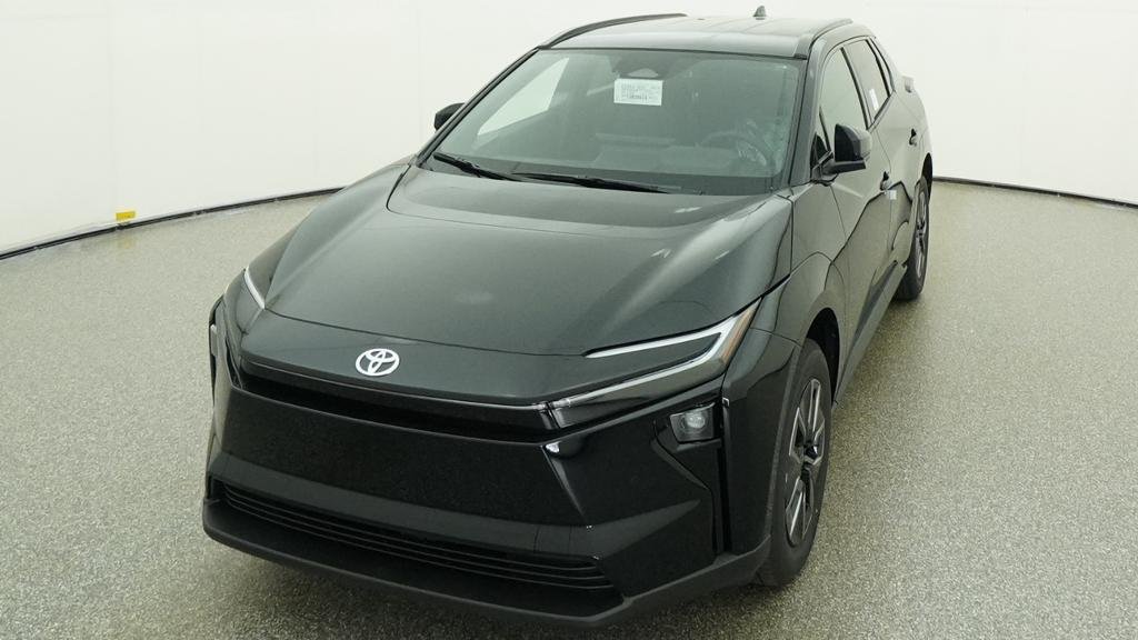 New 2026 Midnight Black Metallic Toyota XLE image 20