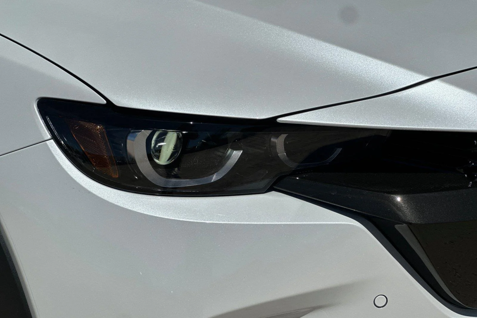 New 2026 Wind Chill Pearl Mazda Premium AWD image 31