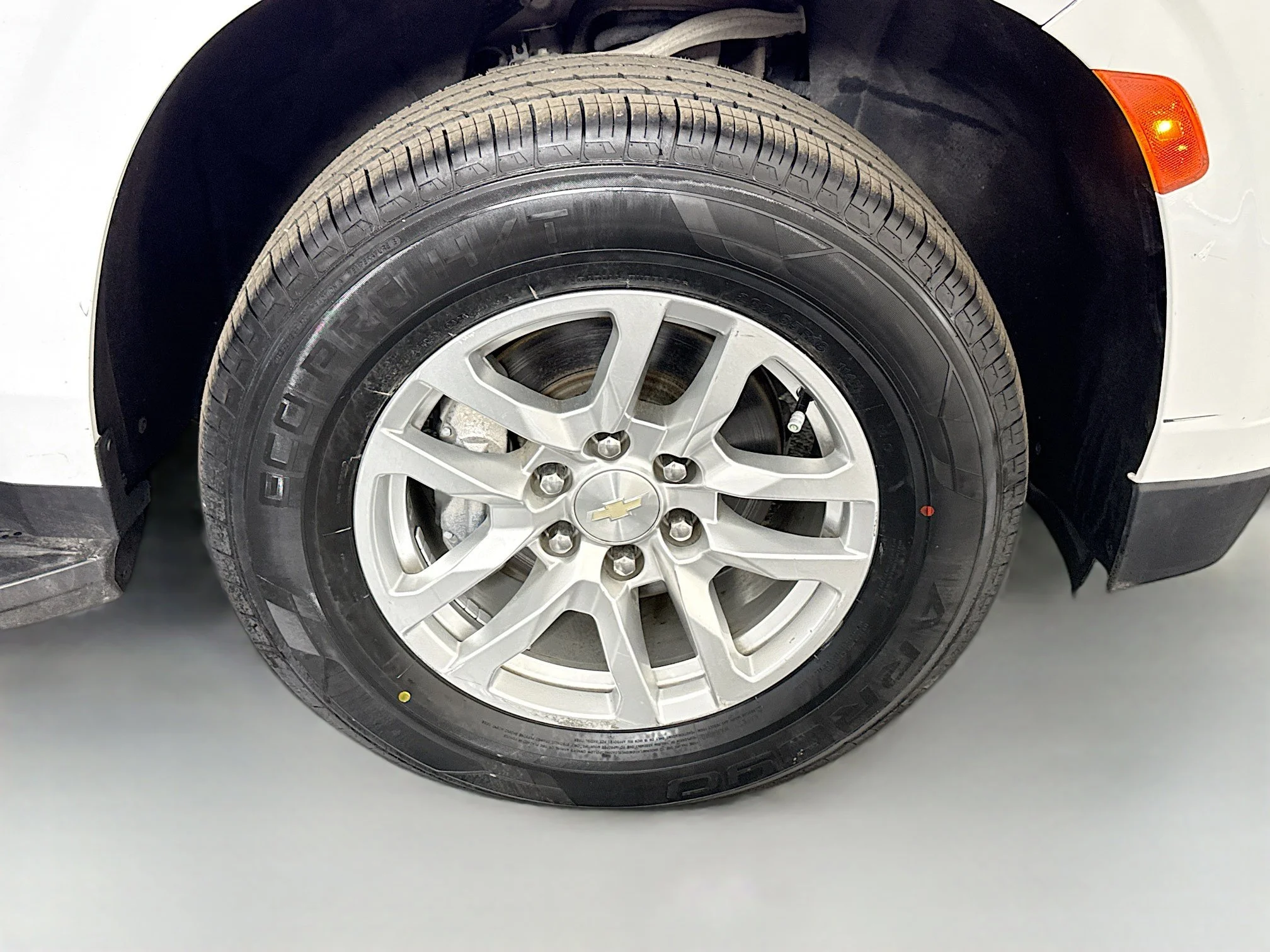 Used 2022 Summit White Chevrolet LT image 28