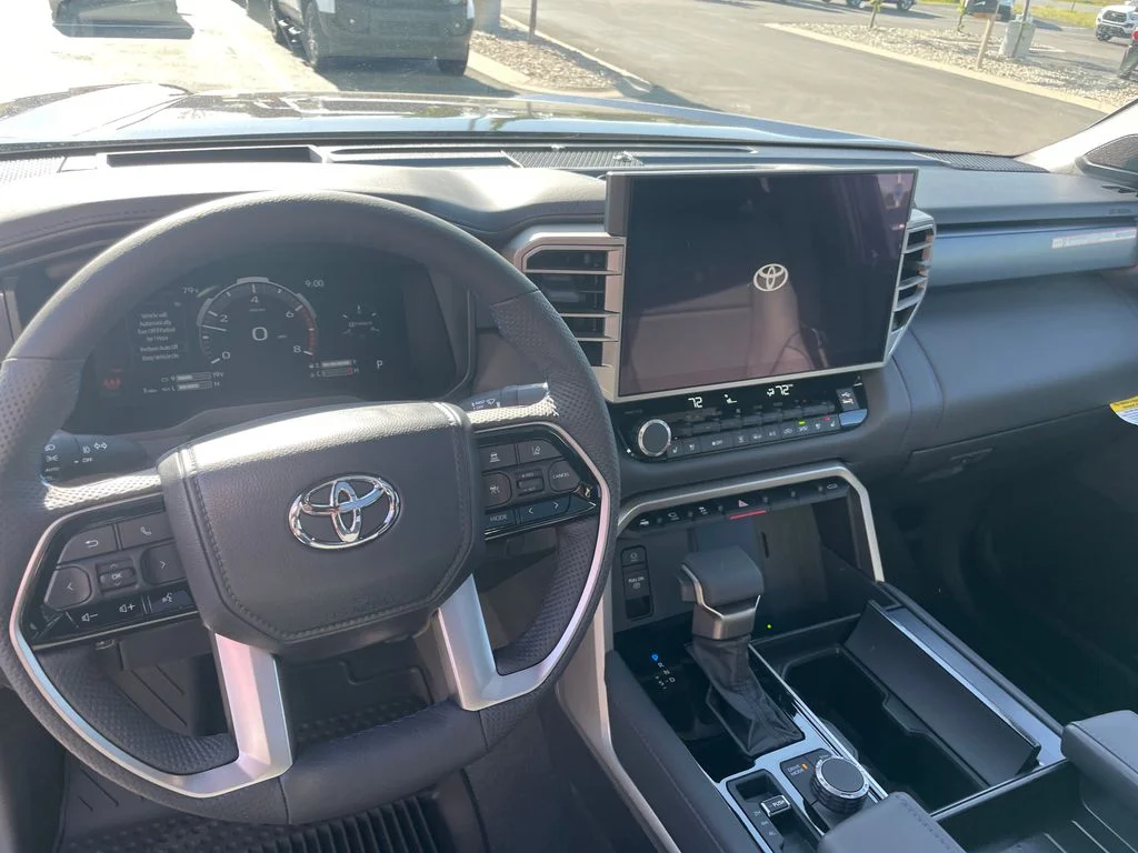 2026 Toyota Tundra Platinum - Photo 12