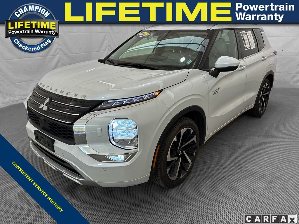 2024 Mitsubishi Outlander Plug-in Hybrid SEL S-AWC's photo