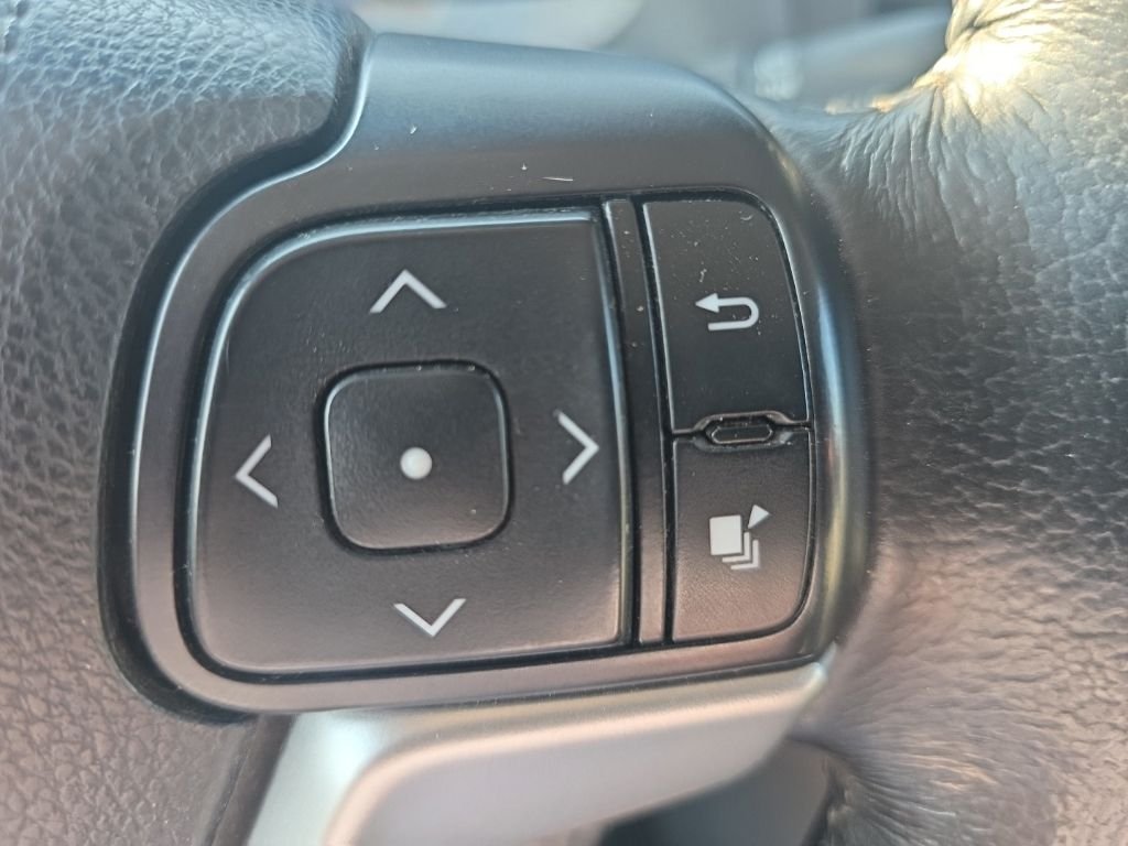 Used 2015 Blue Toyota XLE image 12