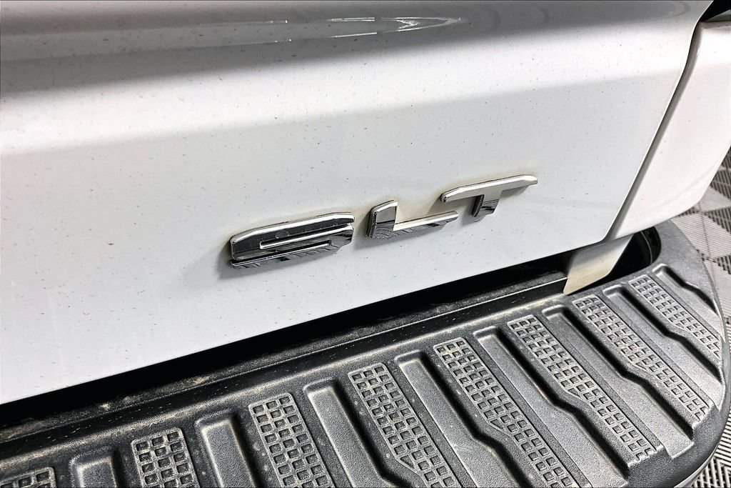 Used 2020 SUMMIT WHITE GMC SLT image 21